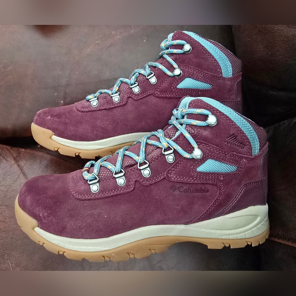 Columbia Purple and Blue Winter Rain Boots